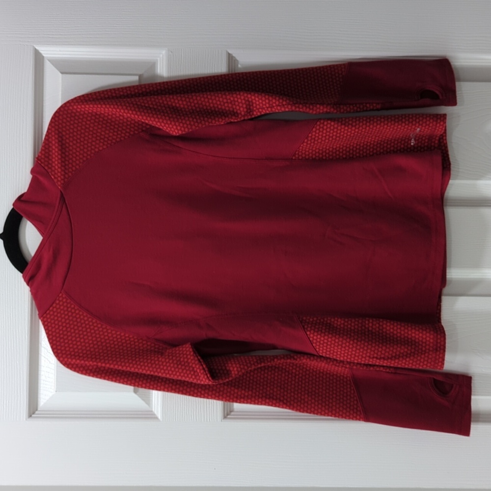 Eddie Bauer Red Hoodie with Thumb Holes Size Medium